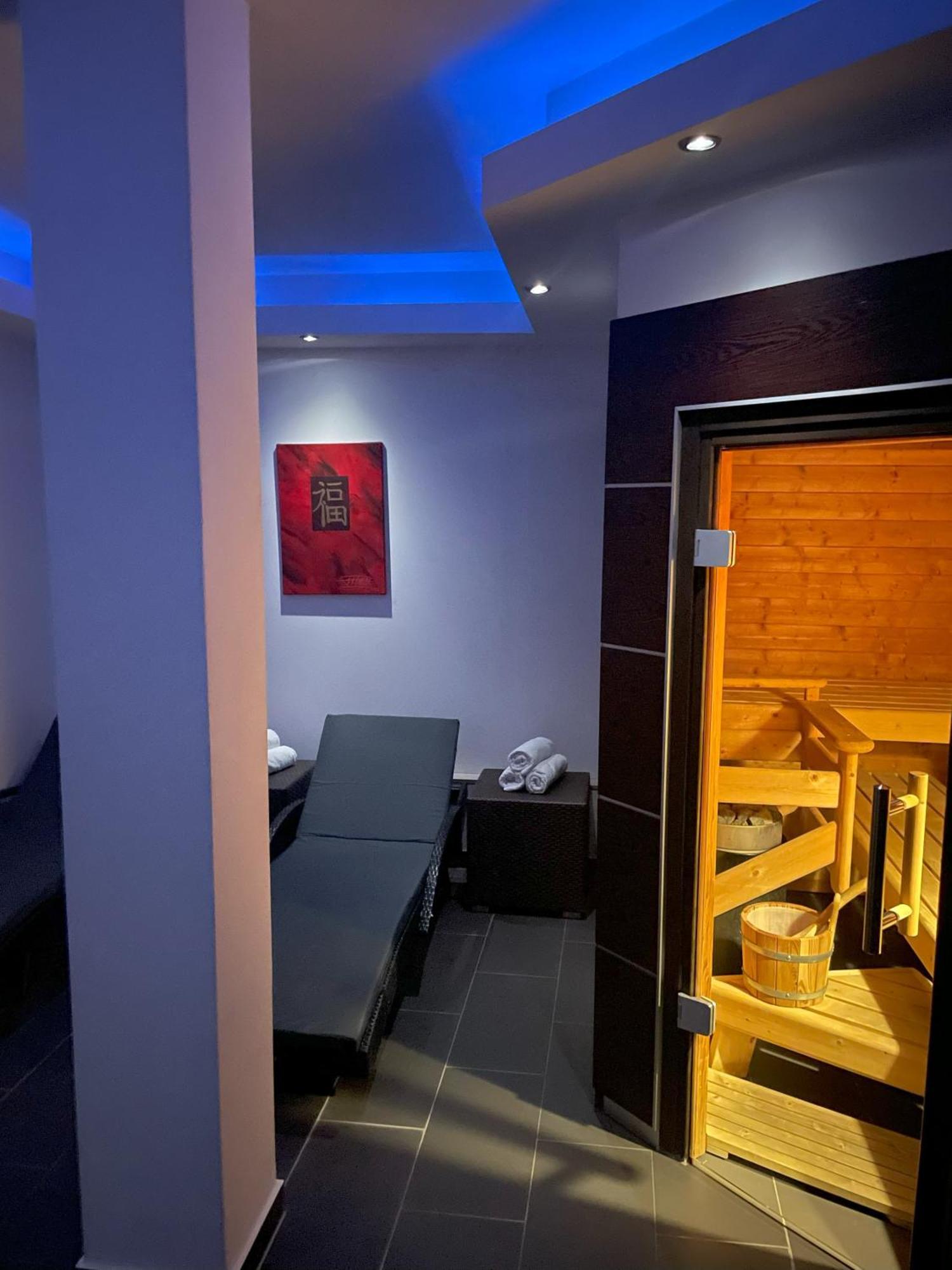 Central Hotel Филлинген-Швеннинген Экстерьер фото